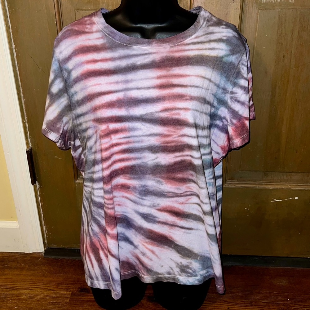 LAST CALL A New Day Red, Purple, Gray Tie-Dye Short Sleeve Shirt Size XXL